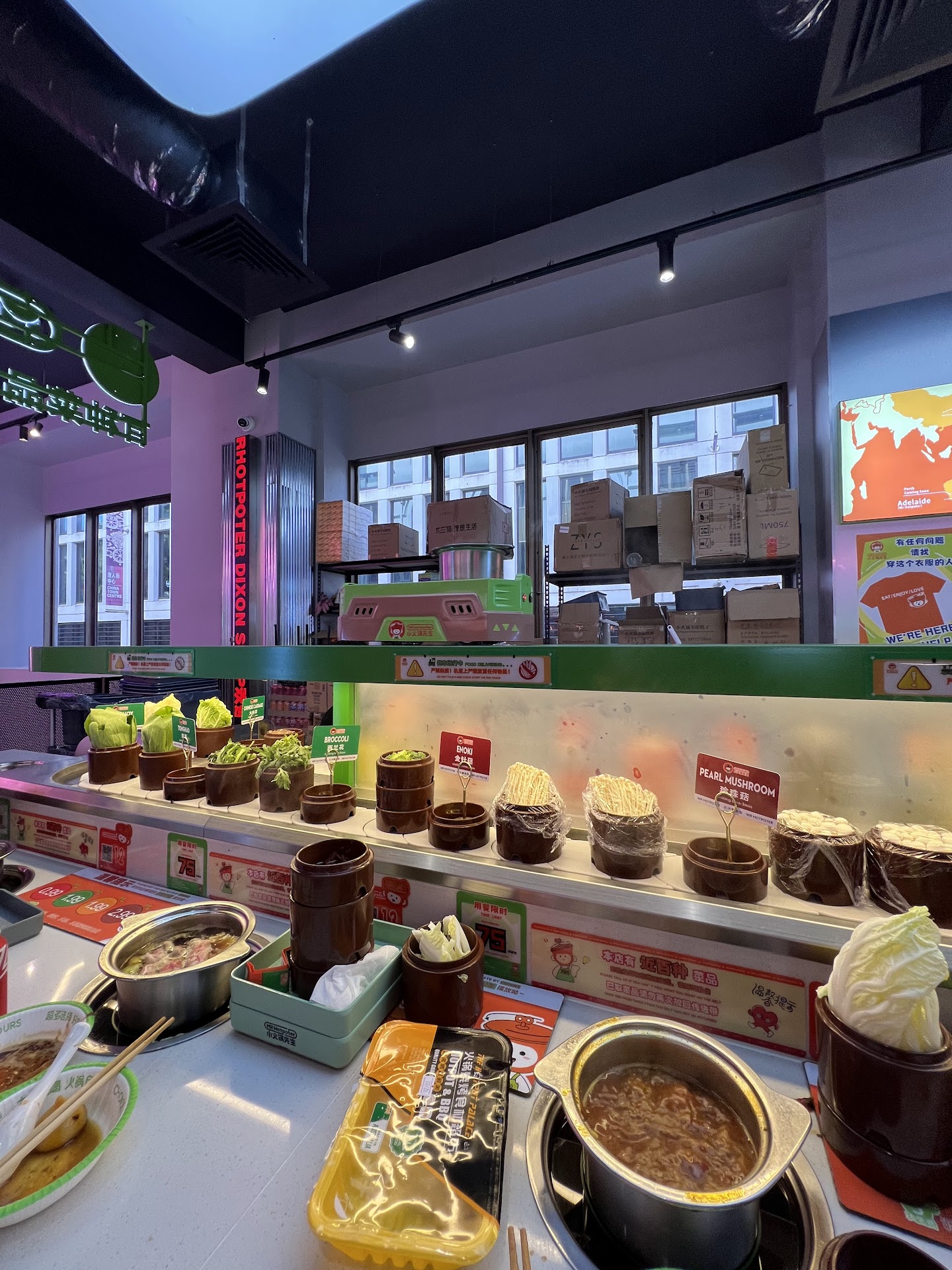 Mr Hotpoter Haymarket frontage inside FoodieVerse.